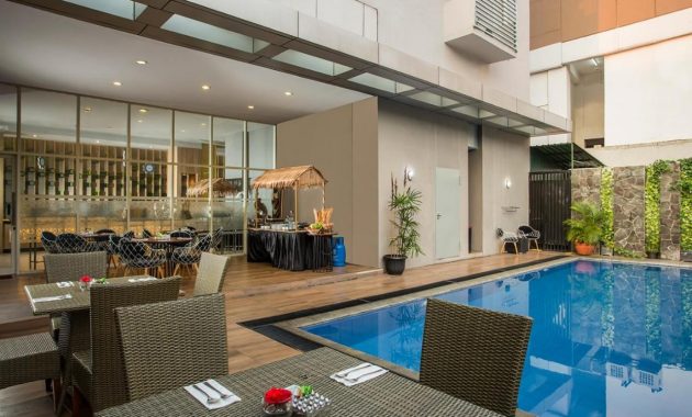 review dan harga kamar khas hotel semarang, rebranding pesonna yang kini jadi favorit wisatawan