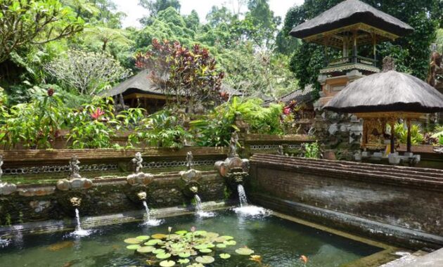 rio dewanto dan atiqah hasiholan sudah ke pura gunung kawi sebatu, kamu kapan?, Harga Tiket Masuk, Sejarah Singkat , Berburu Misteri, Candi Gunung Kawi Atau Candi Tebing Kawi, Wisata di Sekitar
