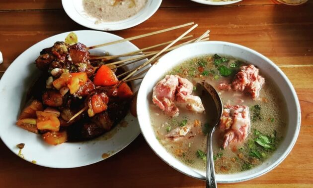 sate kambing hanjawar, kuliner favorit wisatawan puncak