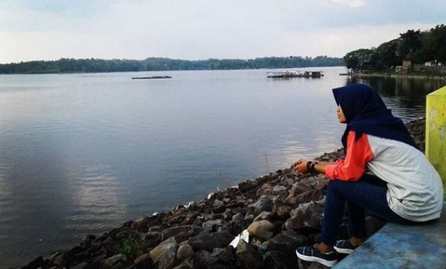 selfie maksimal di waduk pondok ngawi