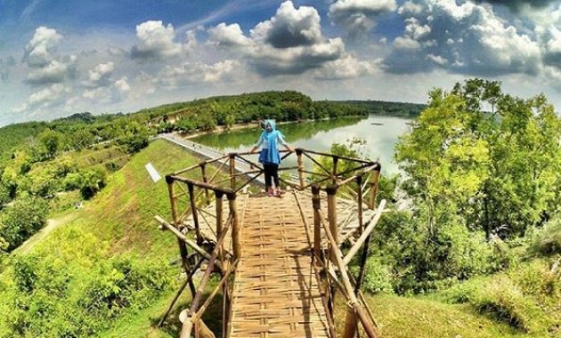 selfie maksimal di waduk pondok ngawi