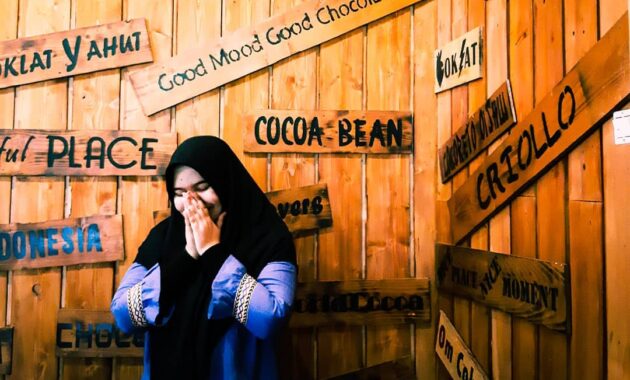 serunya berwisata di kampung coklat blitar, bersenang-senang sambil belajar, Harga Tiket Masuk, Jalan Menuju Lokasi, Fasilitas, Mengenai Kampung Cokelat