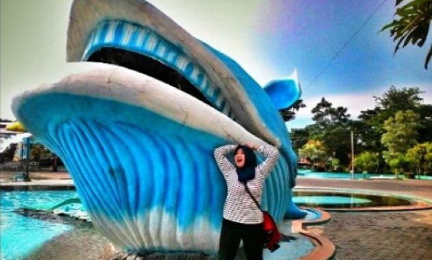 serunya menghabiskan liburan di gerbang mas bahari waterpark tegal