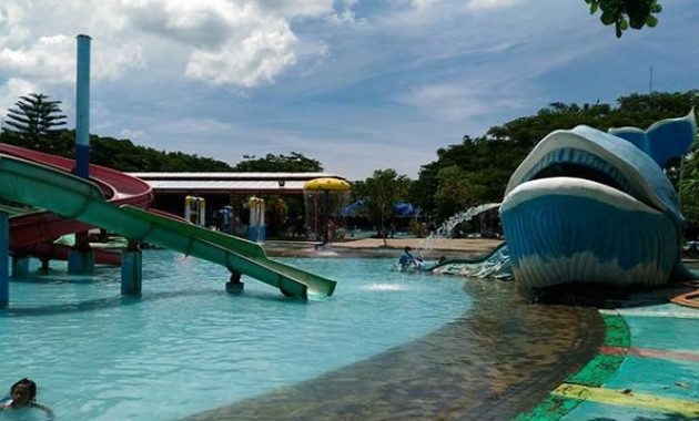 serunya menghabiskan liburan di gerbang mas bahari waterpark tegal