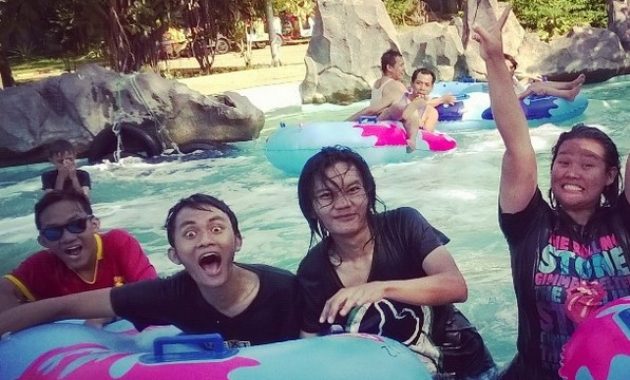 serunya menghabiskan liburan di gerbang mas bahari waterpark tegal
