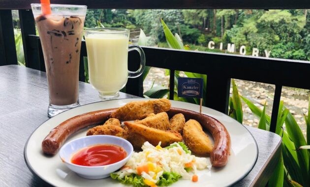serunya plerisan bareng keluarga di cimory riverside, kepoin harga menunya dulu yuk!