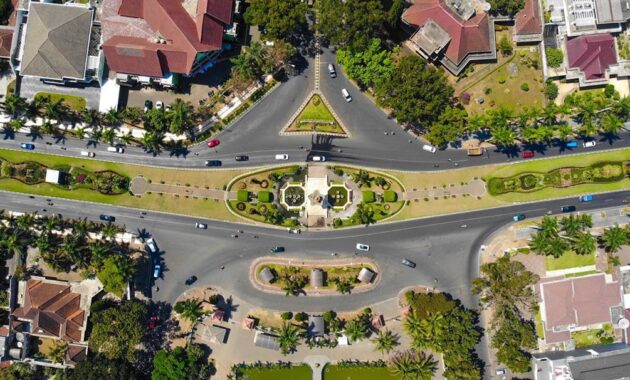 Serunya Sunmor di Ijen Boulevard Malang, Dari Kulineran Sampai Foto Foto