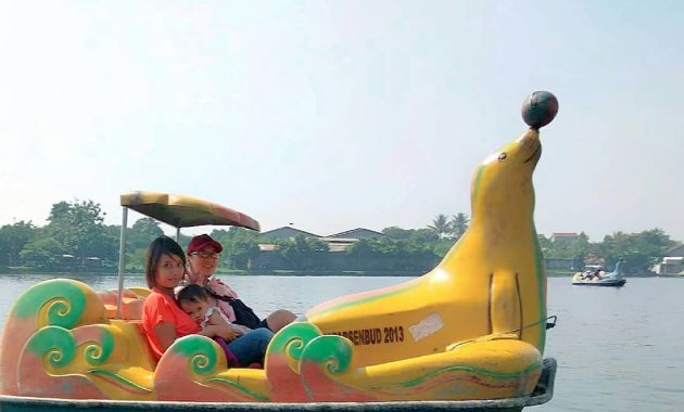 situ cilodong, piknik murah meriah, Banyak Danau, Keindahan Potensi, Rute Menuju Lokasi, Jam Buka, Harga Tiket Masuk