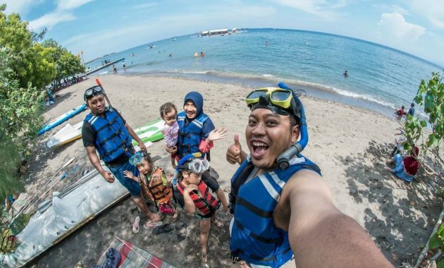 Snorkeling di Pantai Bangsring