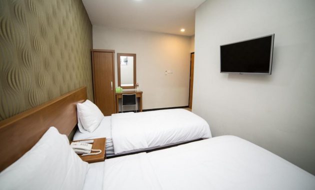 sunrise hotel semarang, penginapan murah depan kampus usm dengan tarif mulai dari 180 ribuan