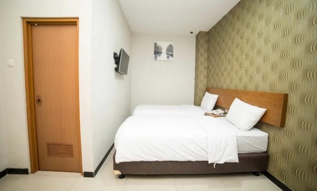 sunrise hotel semarang, penginapan murah depan kampus usm dengan tarif mulai dari 180 ribuan