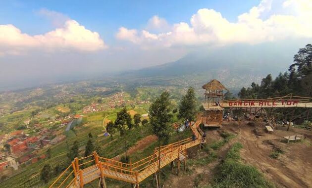 tak hanya cina, indonesia juga punya 7 spot bukit pelangi yang instagenic