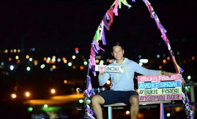 tak hanya cina, indonesia juga punya 7 spot bukit pelangi yang instagenic