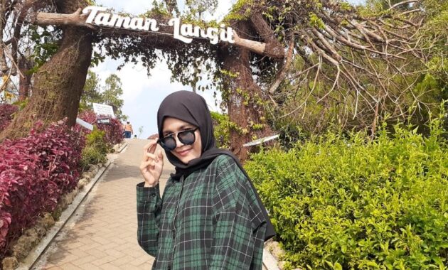 taman langit gunung banyak malang, sisi keindahan lain dari kota batu, Harga Tiket Masuk, Jalan Menuju Lokasi, Fasilitas, Spot Foto Instagramable, Pesona Taman Langit Batu