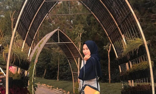 taman langit gunung banyak malang, sisi keindahan lain dari kota batu, Harga Tiket Masuk, Jalan Menuju Lokasi, Fasilitas, Spot Foto Instagramable, Pesona Taman Langit Batu