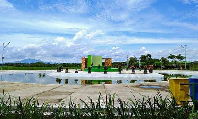 Taman Pandan Wilis, Tempat Wisata yang Diapit Dua Gunung di Nganjuk