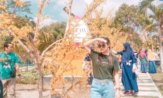 taman sakura blitar, objek wisata anyar yang menghipnotis milenials, Harga Tiket Masuk, Jalan Menuju Lokasi, Fasilitas, Spot Foto Instagenic, Pesona Taman Sakura