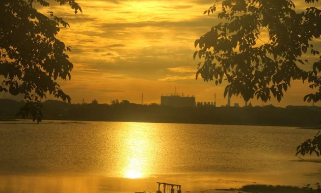 telaga ngipik gresik, Memiliki Keunikan, Tiga Titik Sumber, Pesona Keindahan, Lokasi Dimana , Harga Tiket Masuk 