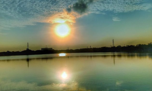 telaga ngipik gresik, Memiliki Keunikan, Tiga Titik Sumber, Pesona Keindahan, Lokasi Dimana , Harga Tiket Masuk 