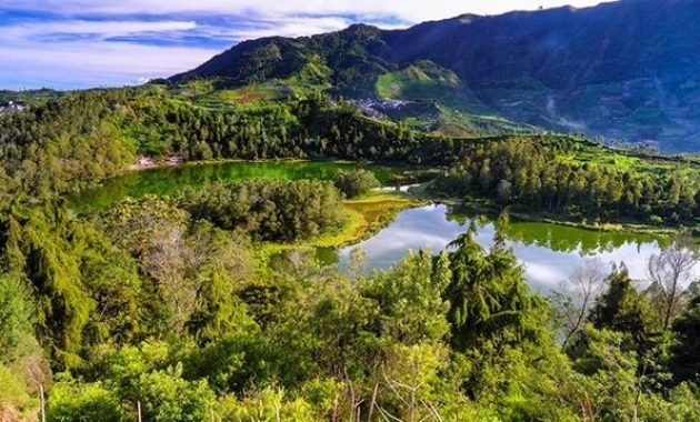 Telaga Pengilon Wonosobo, Danau Paling Jernih Dengan Alamnya yang Memanjakan Mata