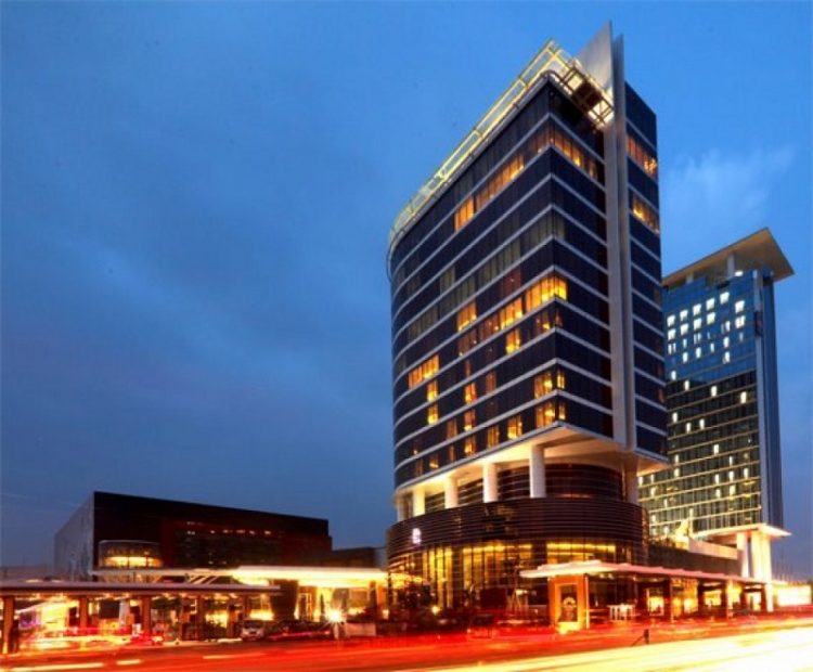 hotel dengan kolam renang di bandung, hotel di bandung, hotel terbaik di bandung, hotel terlengkap di bandung, hotel termewah di bandung, hotel ternyaman di bandung, the best! 8 hotel di bandung: terbaik, ternyaman buat staycation