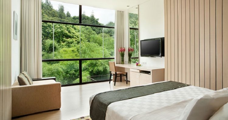 hotel dengan kolam renang di bandung, hotel di bandung, hotel terbaik di bandung, hotel terlengkap di bandung, hotel termewah di bandung, hotel ternyaman di bandung, the best! 8 hotel di bandung: terbaik, ternyaman buat staycation