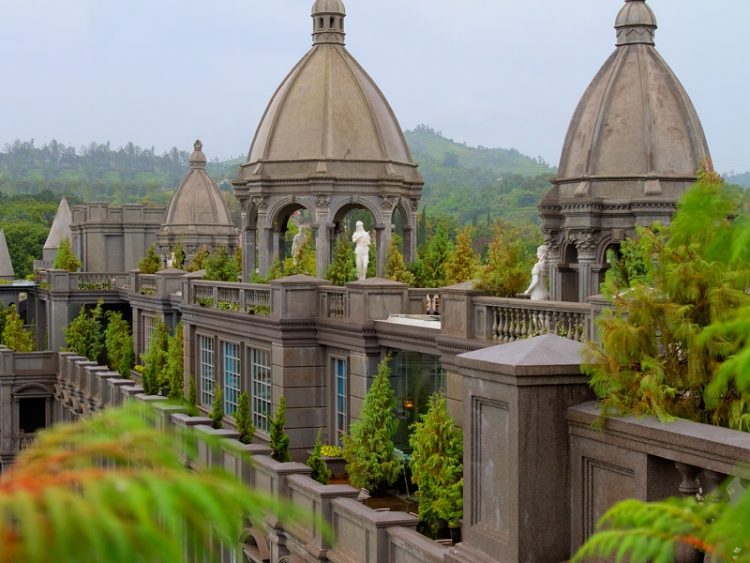 hotel dengan kolam renang di bandung, hotel di bandung, hotel terbaik di bandung, hotel terlengkap di bandung, hotel termewah di bandung, hotel ternyaman di bandung, the best! 8 hotel di bandung: terbaik, ternyaman buat staycation