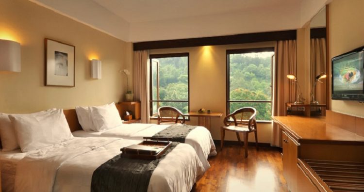 hotel dengan kolam renang di bandung, hotel di bandung, hotel terbaik di bandung, hotel terlengkap di bandung, hotel termewah di bandung, hotel ternyaman di bandung, the best! 8 hotel di bandung: terbaik, ternyaman buat staycation