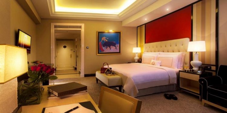 hotel dengan kolam renang di bandung, hotel di bandung, hotel terbaik di bandung, hotel terlengkap di bandung, hotel termewah di bandung, hotel ternyaman di bandung, the best! 8 hotel di bandung: terbaik, ternyaman buat staycation