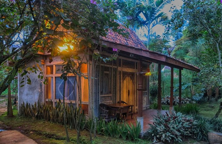 hotel dengan kolam renang di bandung, hotel di bandung, hotel terbaik di bandung, hotel terlengkap di bandung, hotel termewah di bandung, hotel ternyaman di bandung, the best! 8 hotel di bandung: terbaik, ternyaman buat staycation