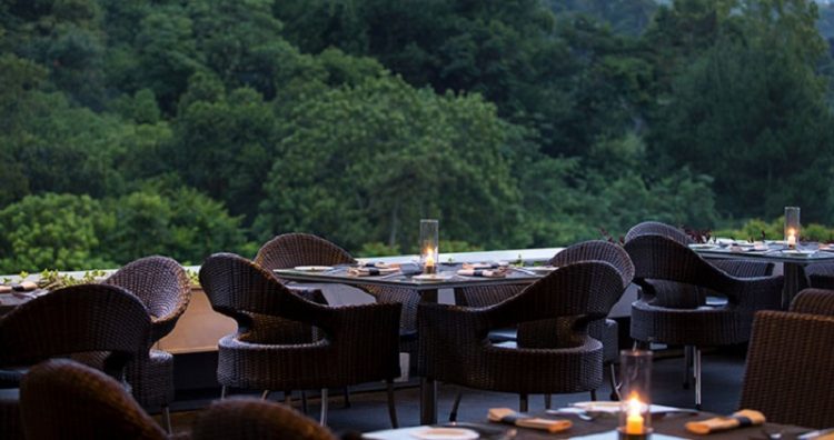 hotel dengan kolam renang di bandung, hotel di bandung, hotel terbaik di bandung, hotel terlengkap di bandung, hotel termewah di bandung, hotel ternyaman di bandung, the best! 8 hotel di bandung: terbaik, ternyaman buat staycation