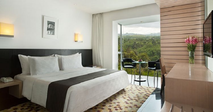 hotel dengan kolam renang di bandung, hotel di bandung, hotel terbaik di bandung, hotel terlengkap di bandung, hotel termewah di bandung, hotel ternyaman di bandung, the best! 8 hotel di bandung: terbaik, ternyaman buat staycation