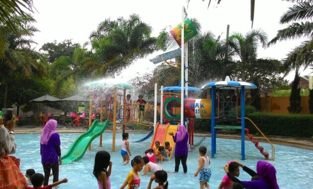 the fountain water park, taman rekreasi air di semarang yang seru banget, Harga Tiket Masuk, Jalan Menuju Lokasi, Fasilitas, Tentang Fountain Waterpark, Pesona Fountain Waterpark