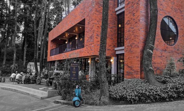 The Lake House Pesona Alam Sedayu, Restoran Instagramable di Bogor