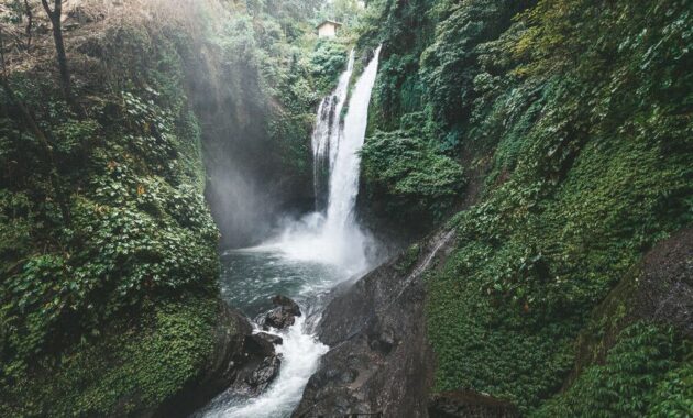 top 10+ air terjun di gianyar yang wajib banget buat kamu jejaki, termasuk tegenungan dan kanto lampo