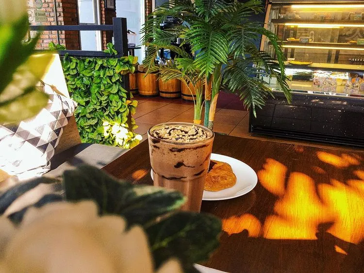 cafe di pesanggrahan, cafe hits di pesanggrahan, coffee shop di pesanggrahan, coffeeshop di pesanggrahan, kafe di pesanggrahan, tempat hits di pesanggrahan, tempat kongkow di pesanggrahan, tempat ngopi di pesanggrahan, tempat nongkrong di pesanggrahan, top 10+ cafe di pesanggrahan asyik untuk nongkrong, tempat ngopi hits!