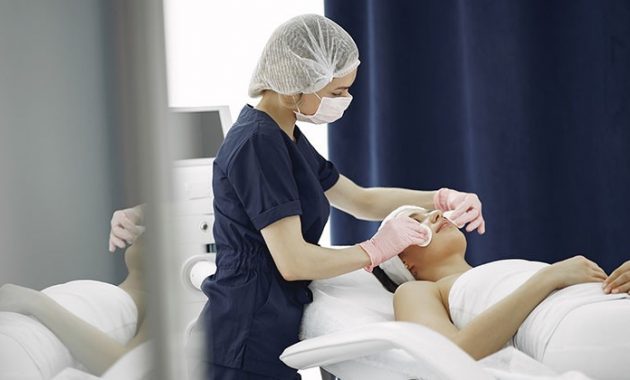 Top 10+ Daftar Dokter Kulit di Batam Yang Professional dan Berpengalaman, Ini Dia Rekomendasinya