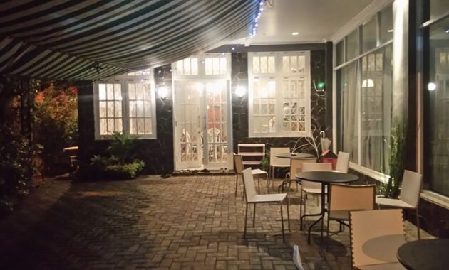 top 10+ daftar pilihan cafe murah di daerah depok, bisa buat hangout akhir pekan bersama teman!