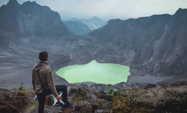top 10+ daftar pilihan gunung aktif yang sering meletus di negara indonesia, wajib untuk kalian ketahui