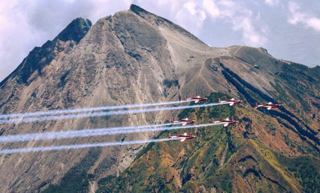 top 10+ daftar pilihan gunung daerah semarang yang diburu para pecinta alam untuk hiking