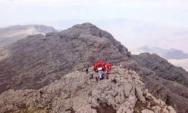 top 10+ daftar pilihan gunung di afrika, yang sangat indah dan favorit para pendaki seluruh dunia