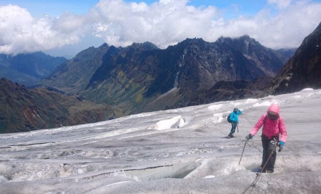top 10+ daftar pilihan gunung di afrika, yang sangat indah dan favorit para pendaki seluruh dunia