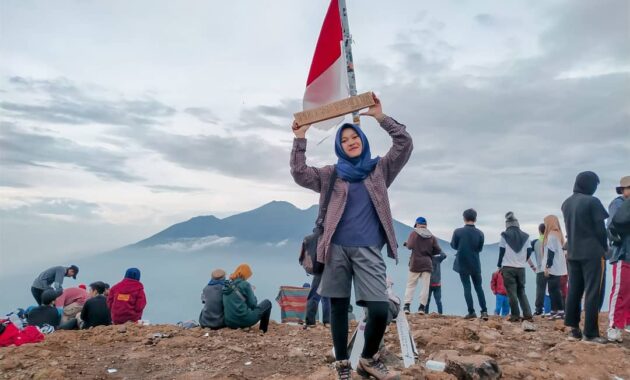 top 10+ daftar pilihan gunung di daerah jawa timur yang cocok untuk pendaki pemula kunjungi