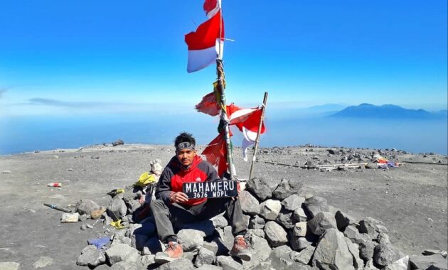 top 10+ daftar pilihan gunung tertinggi di negara indonesia yang memiliki keindahan sangat luar biasa