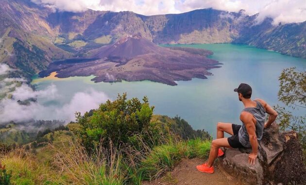 top 10+ daftar pilihan gunung tertinggi di negara indonesia yang memiliki keindahan sangat luar biasa