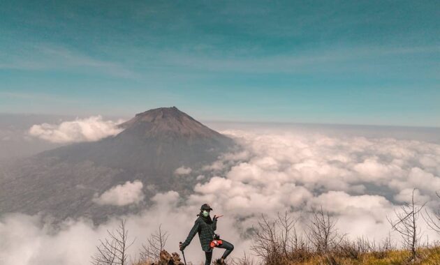 top 10+ daftar pilihan gunung tertinggi di pulau jawa cocok buat spot pendakian kalian para pencinta alam