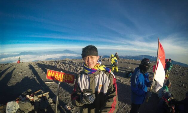 Top 10+ Daftar Pilihan Gunung Tertinggi di Pulau Jawa Cocok Buat Spot Pendakian Kalian Para Pencinta Alam