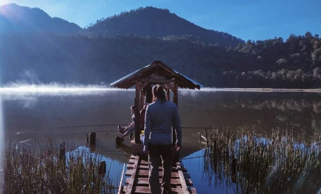 top 10+ daftar pilihan gunung tertinggi di pulau jawa cocok buat spot pendakian kalian para pencinta alam