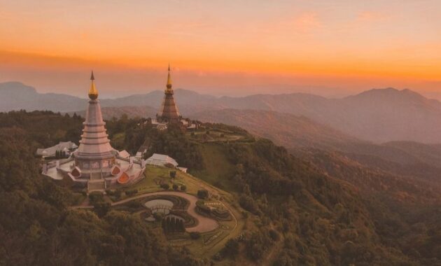 Top 10+ Daftar Pilihan Gunung Tertinggi di Thailand, Yang Ada Kuilnya dan Sangat Indah