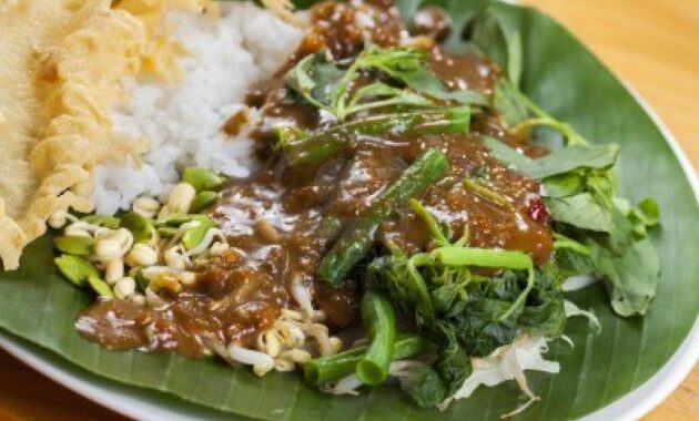 Top 10+ Daftar Pilihan Makanan Khas di Dearah Madiun Yang Paling Enak dan Lezat Bikin Nagih